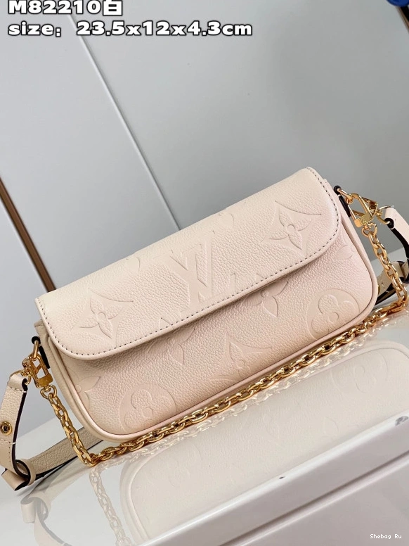 Wallet VUITTON LOUIS on Ivy-23.5*12*4.3cm Chain 0806